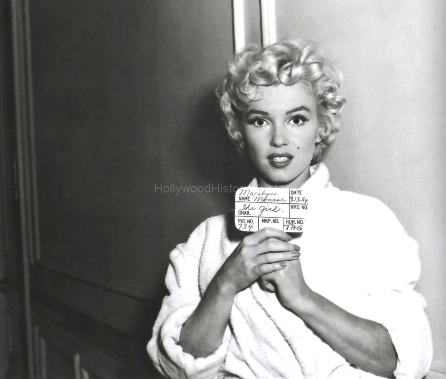 Marilyn Monroe 1955 Makeup test The Seven Year Itch.jpg